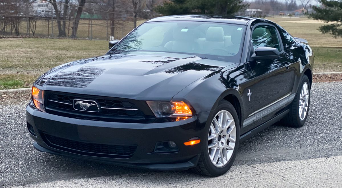 2012 FORD MUSTANG