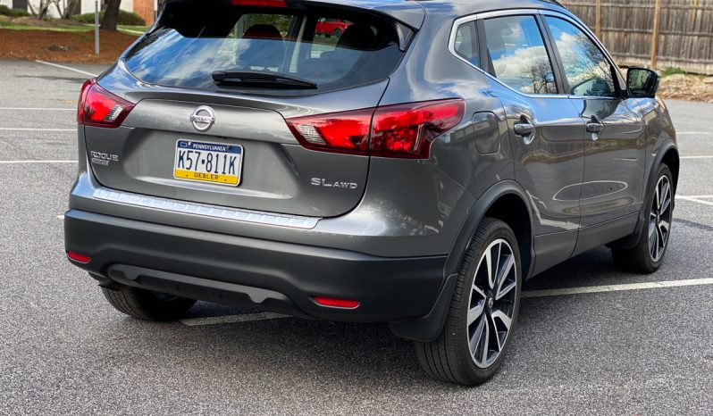 2017 Nissan Rogue Sport SL full