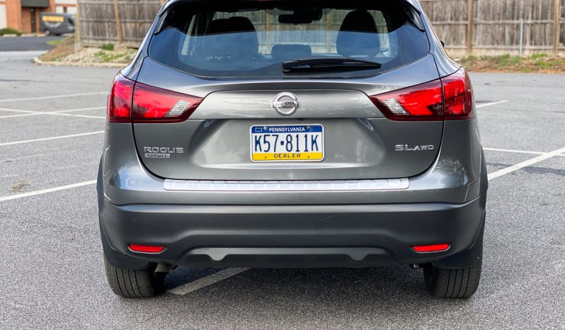 2017 Nissan Rogue Sport SL full